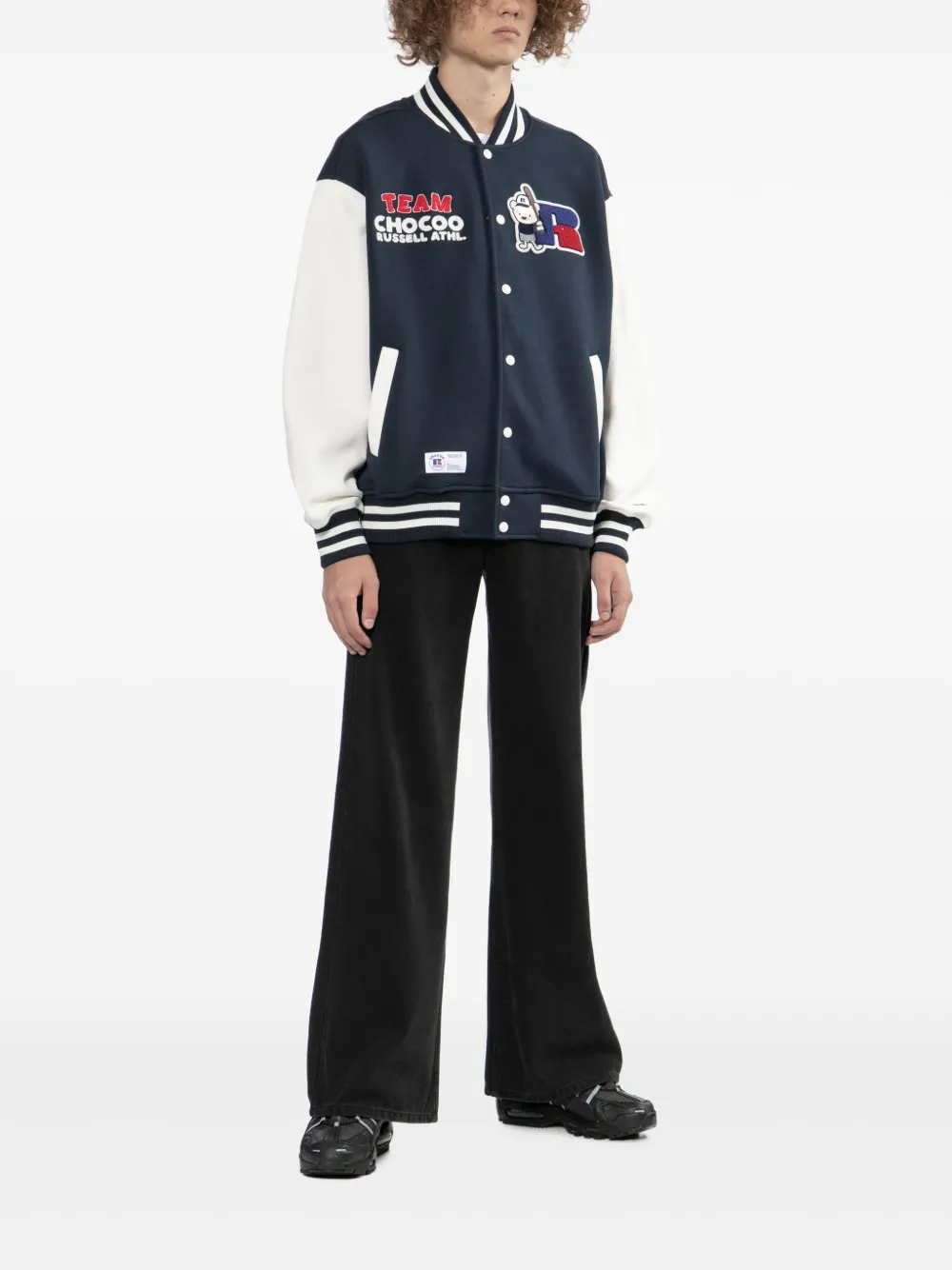 CHOCOOLATE chamarra Athletic con oso bordado en colaboración con Russell | Chamarras bomber | Image 2