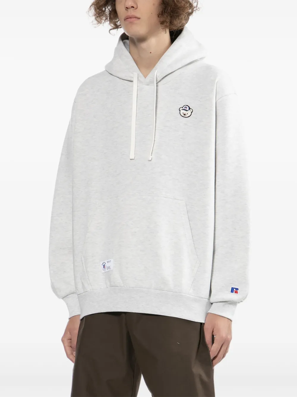 CHOCOOLATE x Russell Athletic hoodie met geborduurde beer Grijs