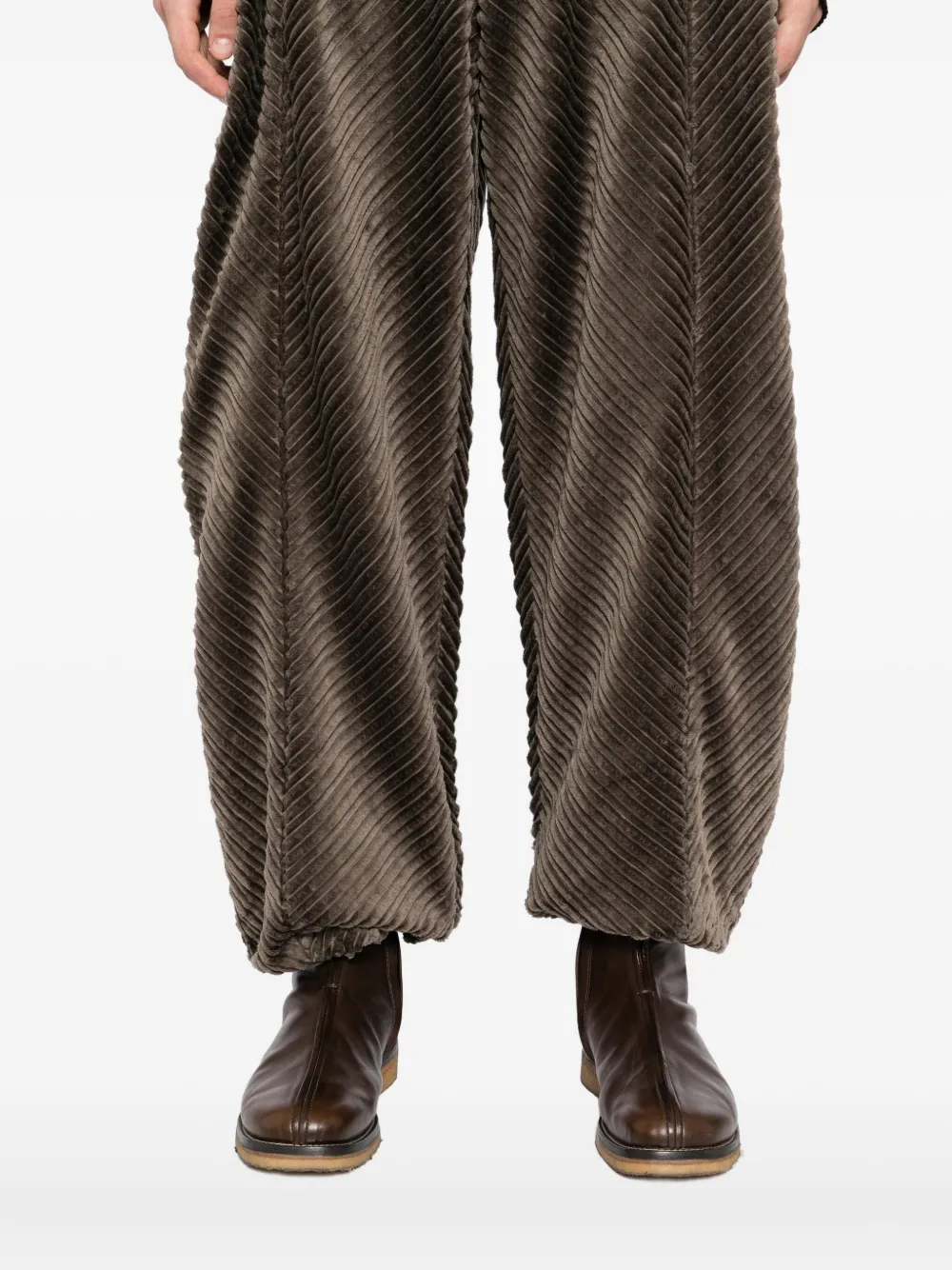 CROQUIS Broek met gewelfd afwerking Bruin