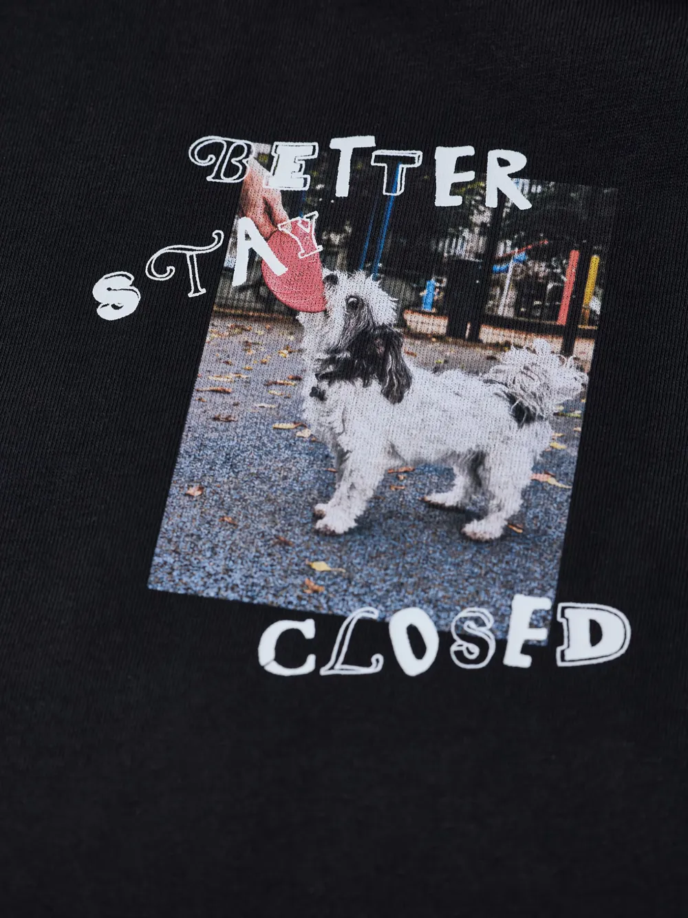 Closed T-shirt met hondenprint Zwart
