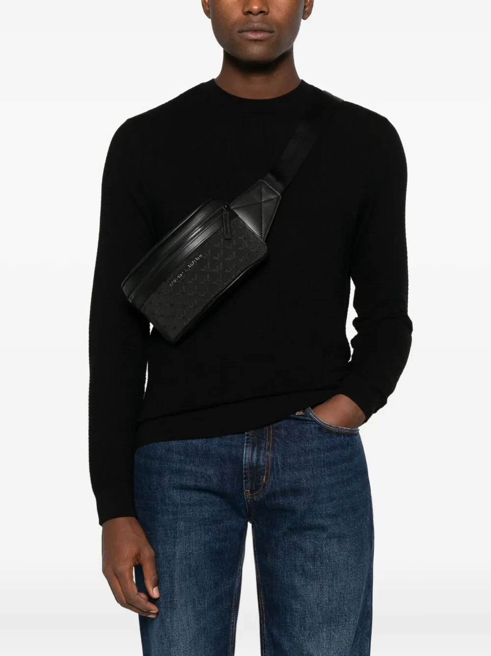 Emporio Armani logo-pattern belt bag - Zwart