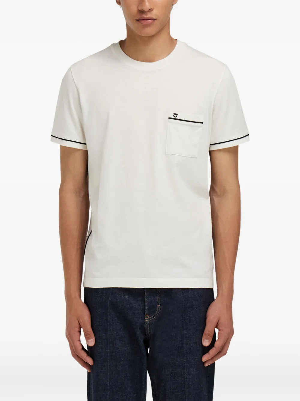 Ferragamo T-shirt met Ganicini-afwerking en zak Beige