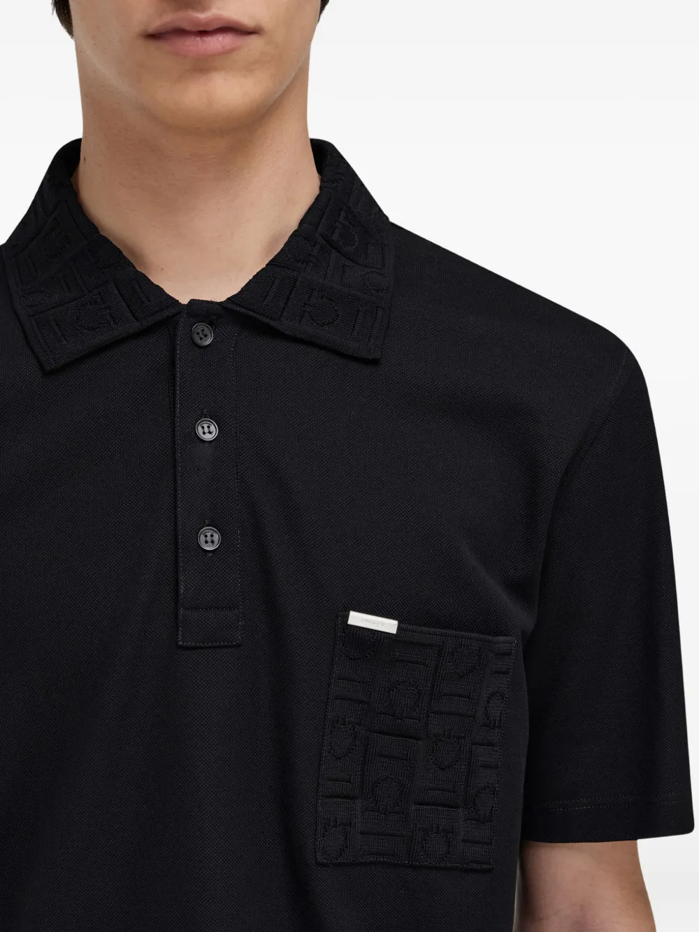 Ferragamo Poloshirt met jacquard en zak Zwart