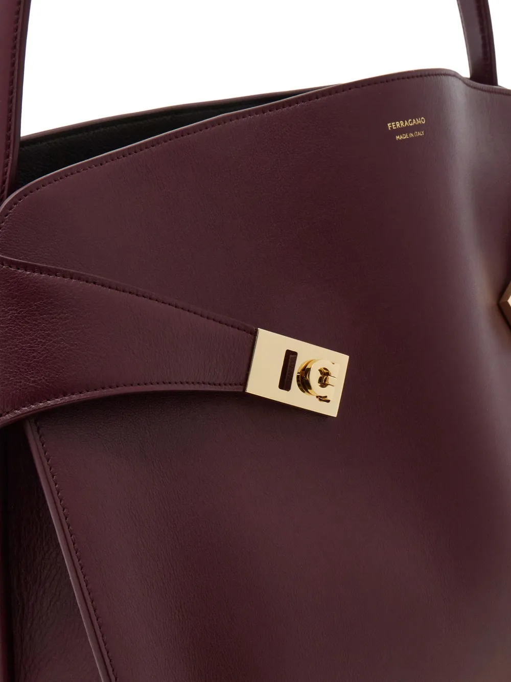 Ferragamo Shopper met gesp Rood