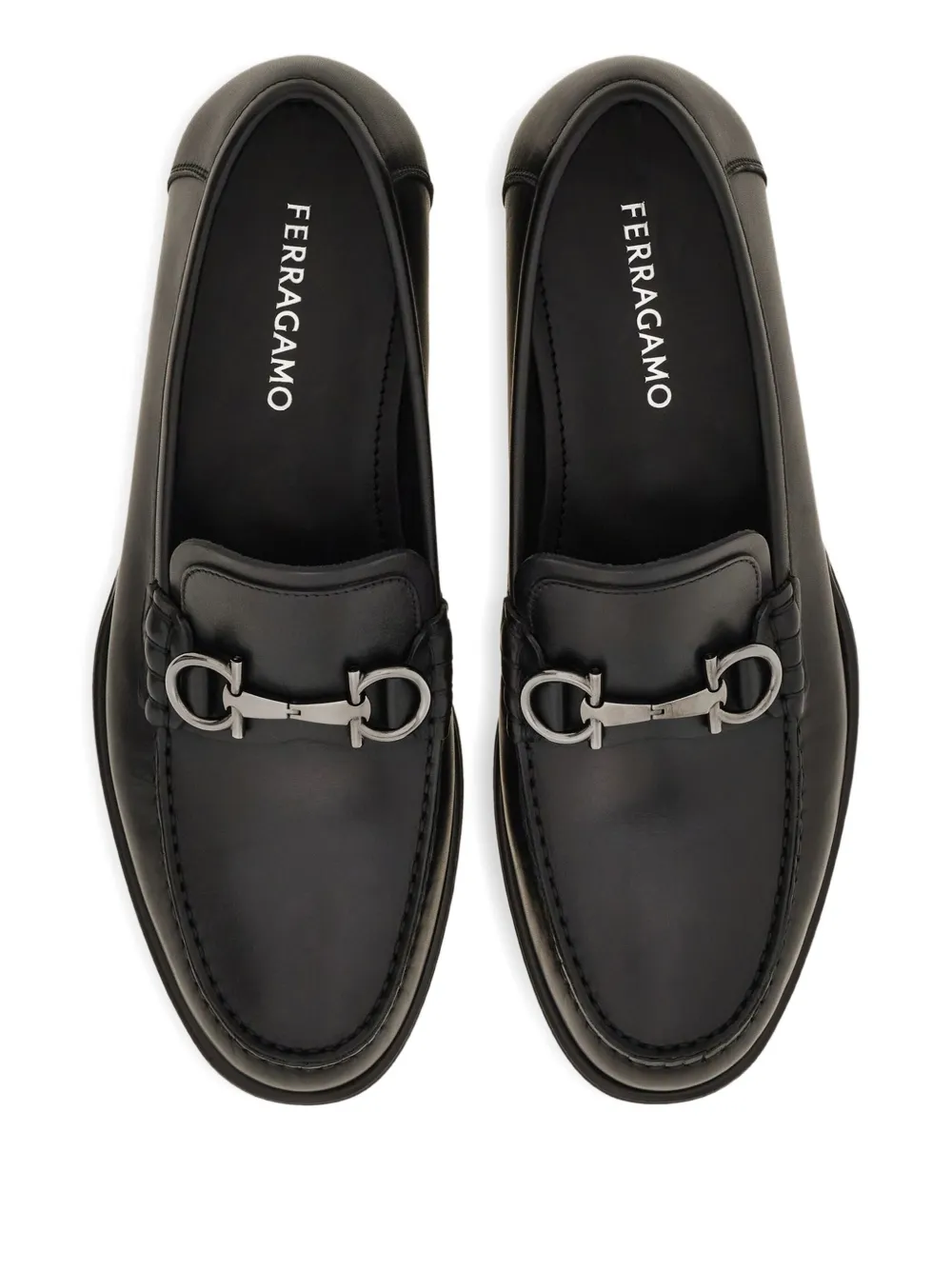 Ferragamo Loafers met Gancini-gesp Zwart
