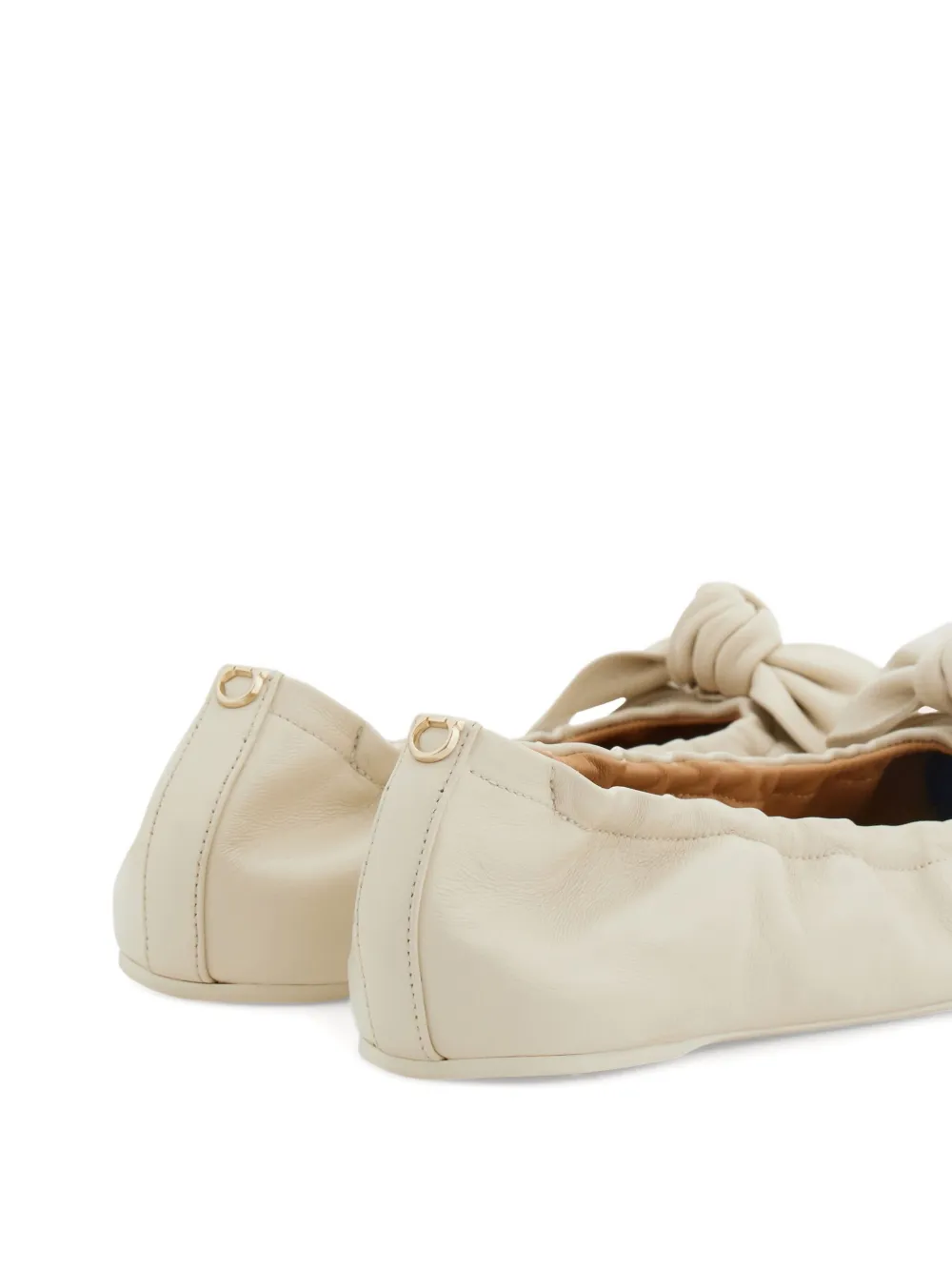 Ferragamo Ballerinas Mit Schleifendetail In Neutral