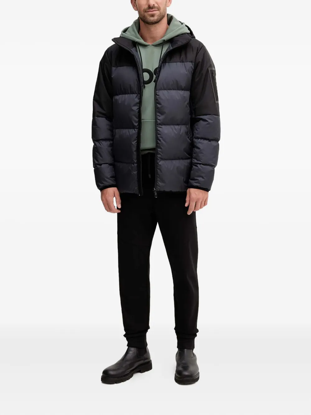 BOSS logo-patch trousers - Zwart