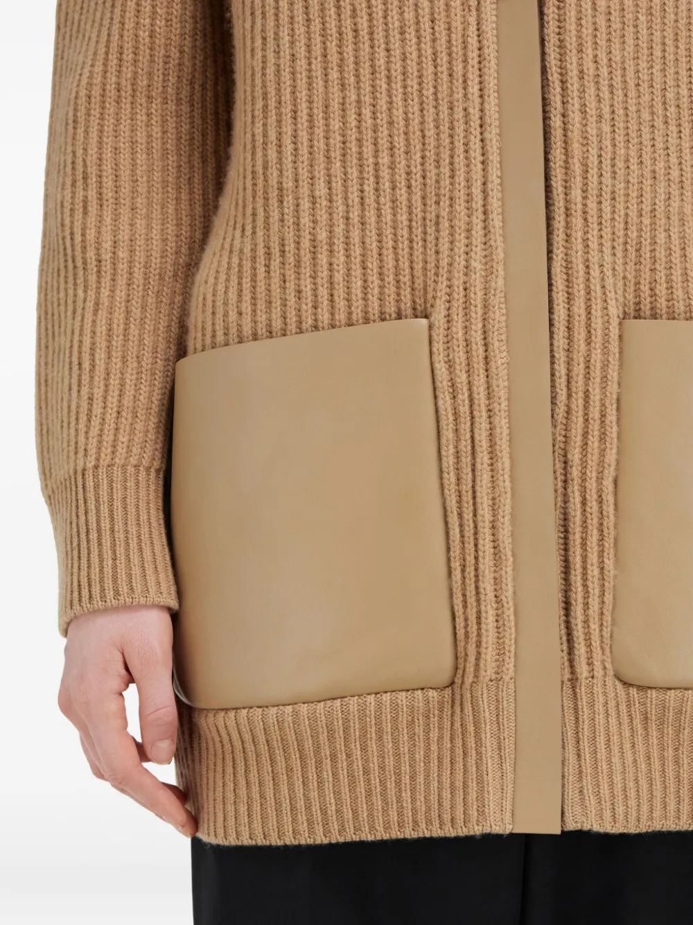 Ferragamo Longline vest met leren afwerking Beige