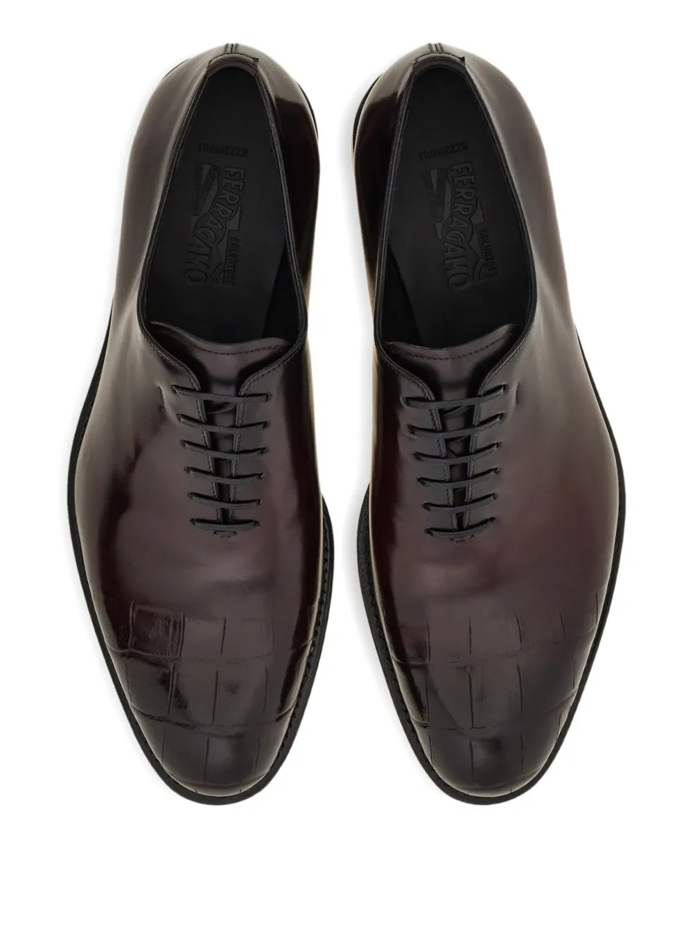 Ferragamo Tramezza Oxford schoenen met krokodillen-print Bruin