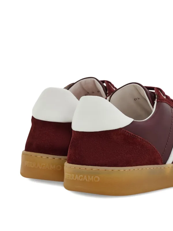 ✨美品✨Ferragamo フェラガモ スエードスニーカー Ferragamo スエード スニーカー | レッド | FARFETCH JP