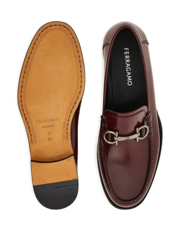 Salvatore Ferragamo ガンチーニ ローファー レッド Ferragamo ガンチーニ レザーローファー | レッド | FARFETCH JP
