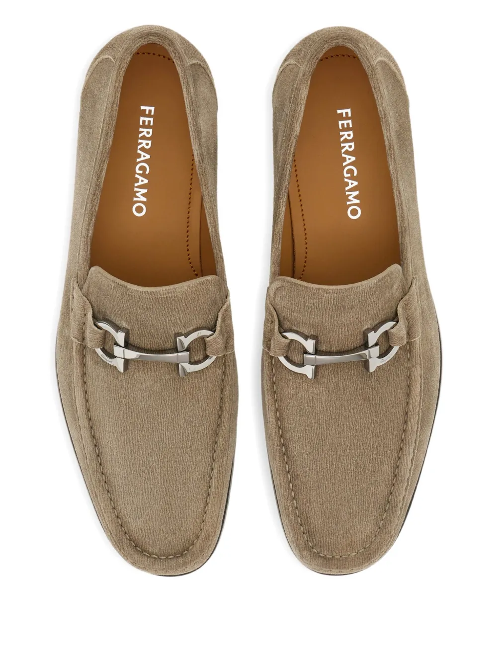 Ferragamo Loafers met Gancini-gesp Beige