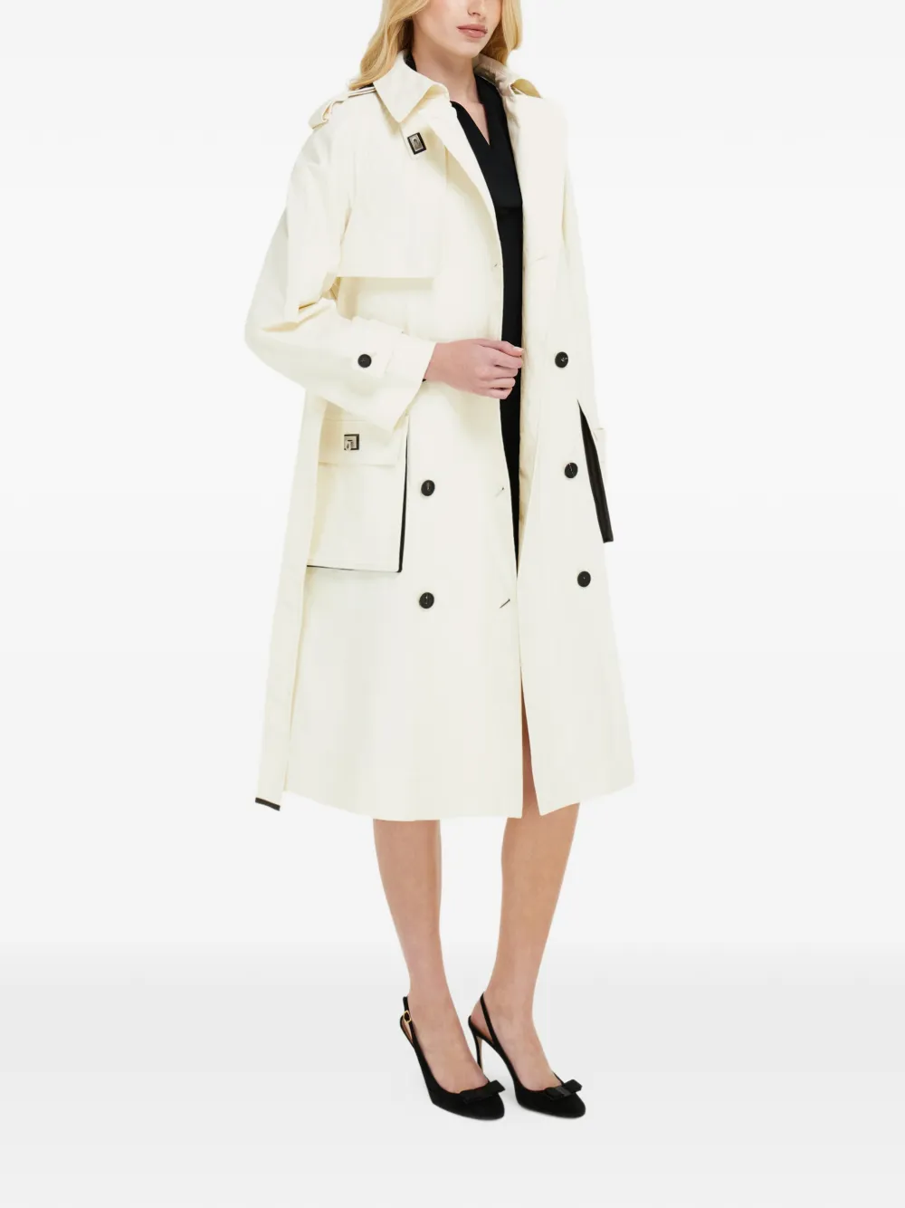  Ferragamo Gabardina Revestida - Neutro 