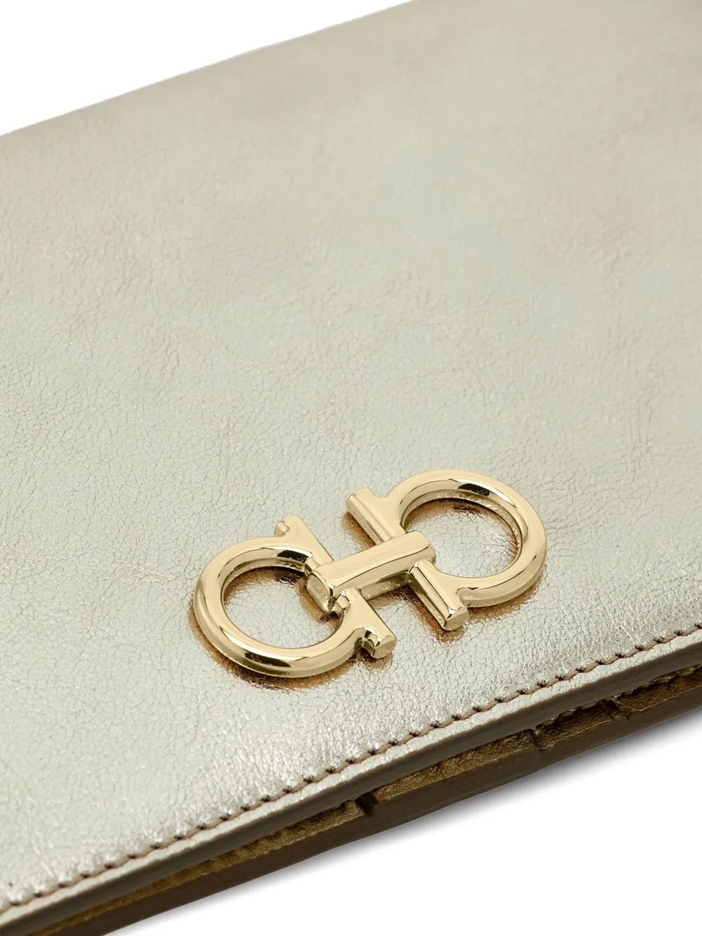 Ferragamo Portemonnee met Gancini-gesp Goud