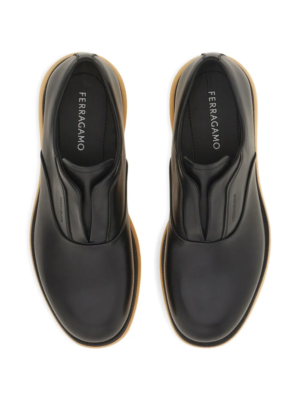 Ferragamo Derby schoenen met logo-reliëf Zwart