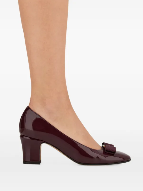 Salvatore Ferragamo パープル リボン付きパンプス Ferragamo ヴァラリボン パンプス | パープル | FARFETCH JP