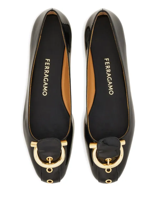 Ferragamo ガンチーニ フラットシューズ | ブラック | FARFETCH JP