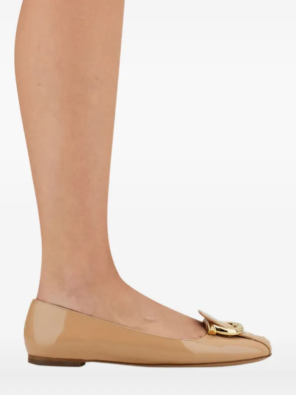 Ferragamo ガンチーニ フラットシューズ | ニュートラル | FARFETCH JP