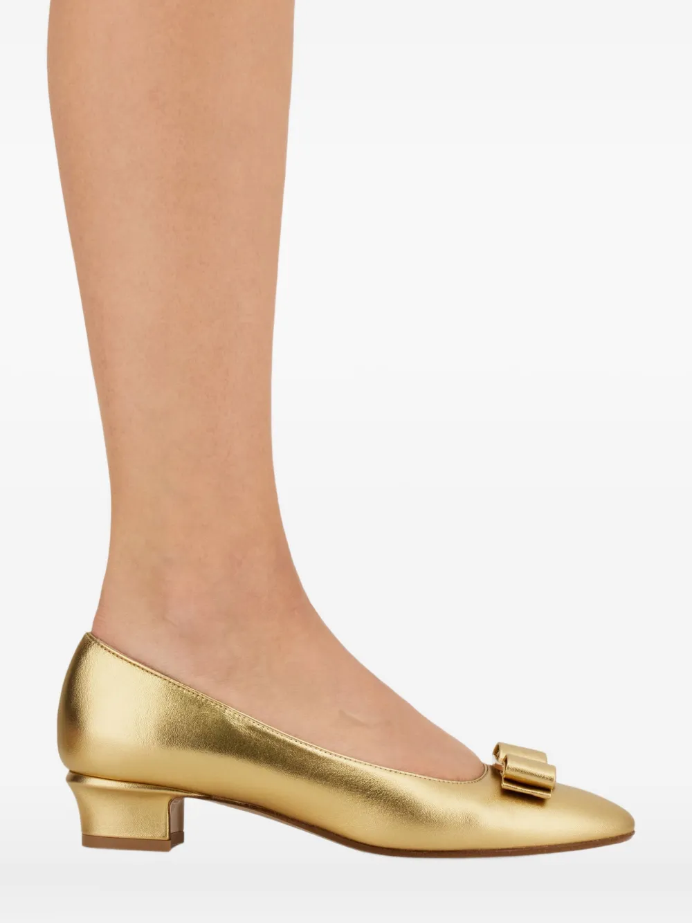 Ferragamo 30mm Vara Bow pumps Goud