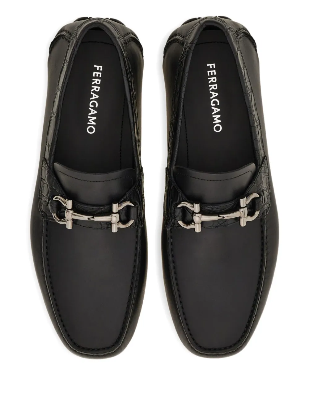 Ferragamo Loafers met Gancini-gesp Zwart