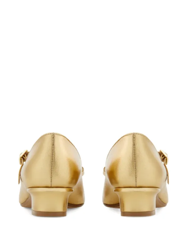 Ferragamo Vara Bow Mary Janes | Gold | FARFETCH