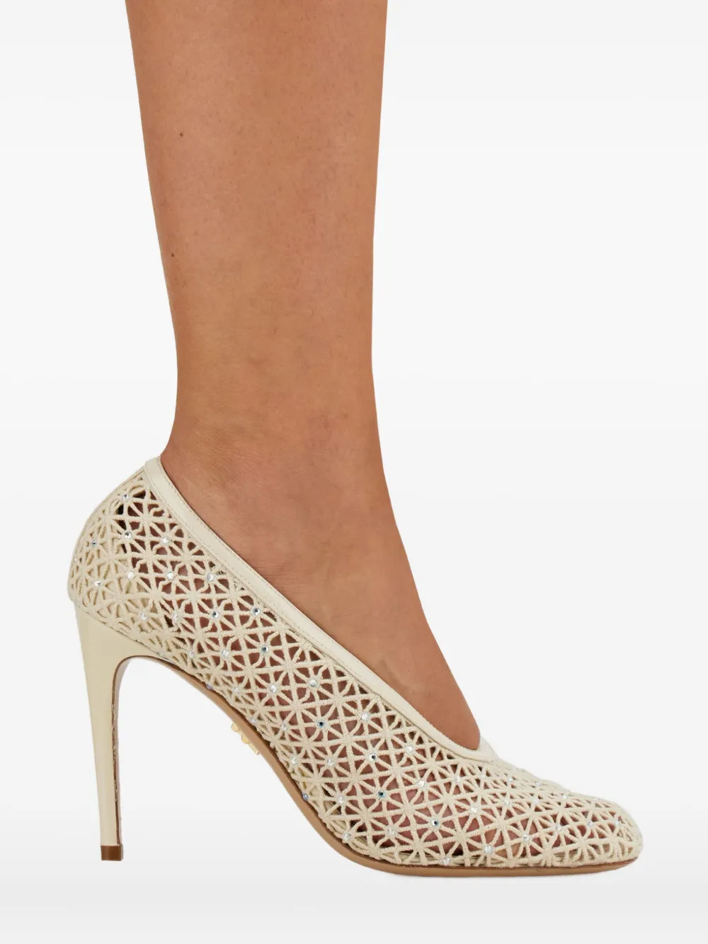 Ferragamo 90mm macramé pumps Wit