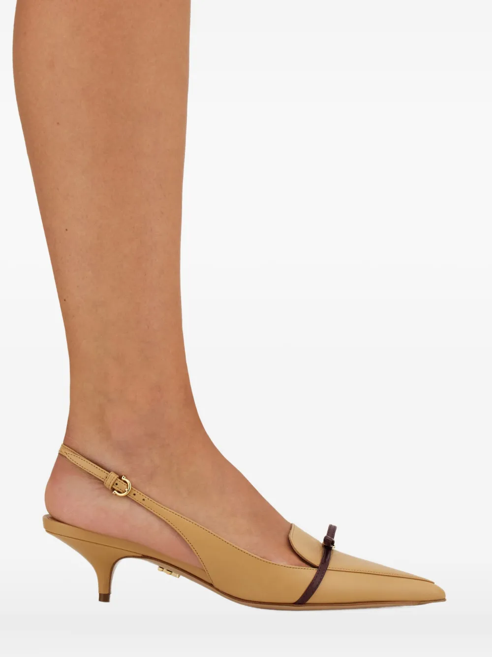 Ferragamo 40mm slingback met puntige strik Bruin