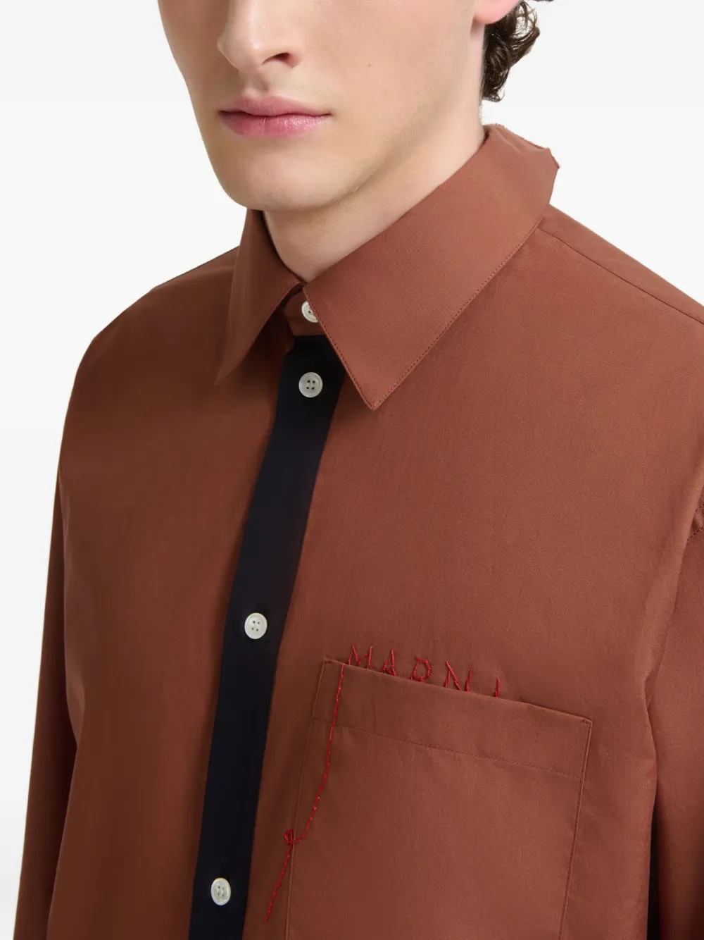 Marni Overhemd met geborduurde zak en kraag Bruin