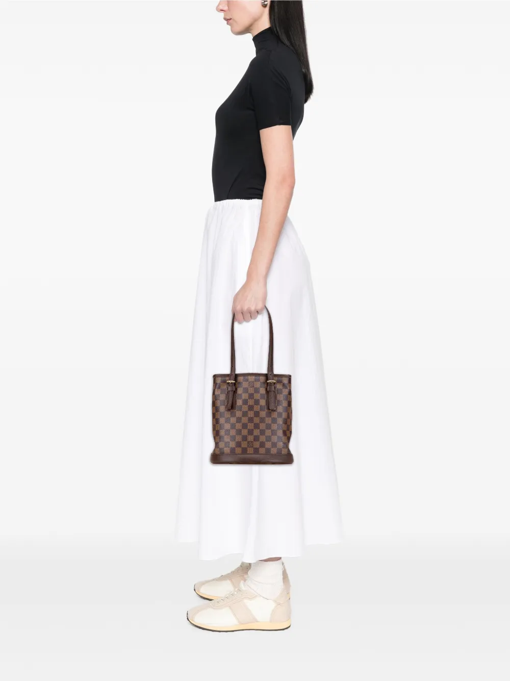 Louis Vuitton Pre-Owned 2001 Damier Ebene Marais bucket bag | Pre-Owned | Image 2
