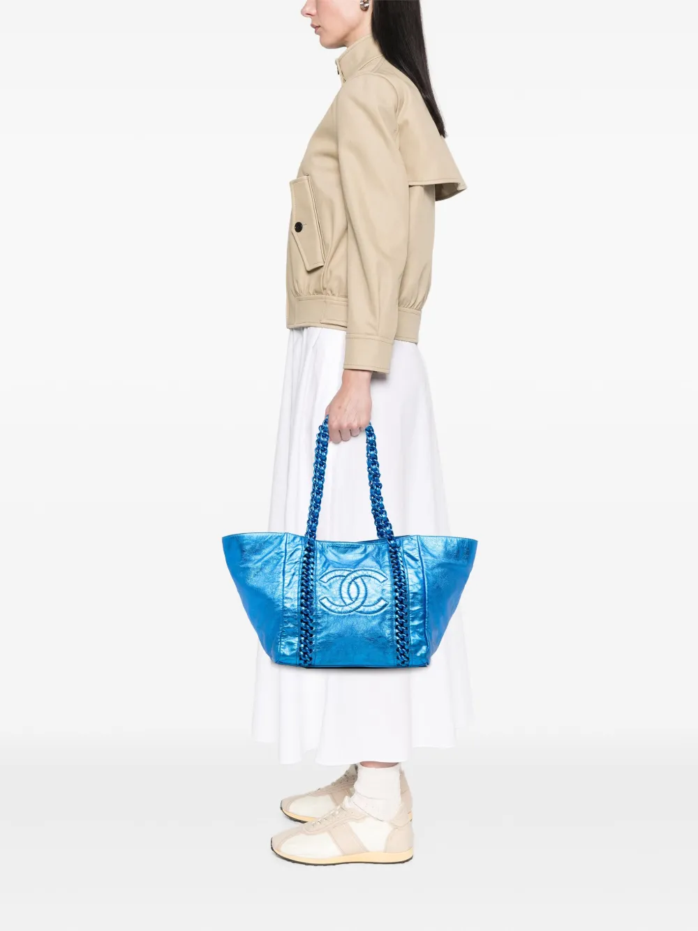 Pre-owned Chanel 2008-2009 Medium Cracked Metallic Calfskin Modern Chain Tote Bag In Blue