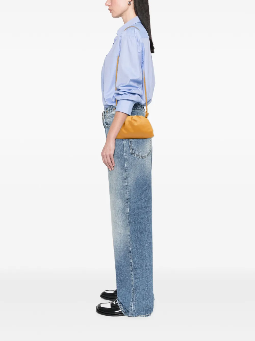Bottega Veneta Pre-Owned 2012-2024 Lambskin The Mini Pouch crossbody bag | Pre-Owned | Image 2