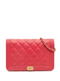 CHANEL Pre-Owned 2018 Quilted Caviar Boy Wallet on Chain crossbody bag - Red