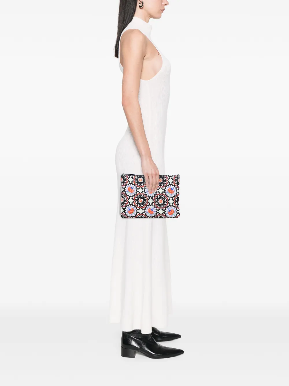 CHANEL Pre-Owned 2014-2015 Paris Dubai Medium Printed Canvas Cosmetic Case clutch bag | Pre-Owned | Image 2