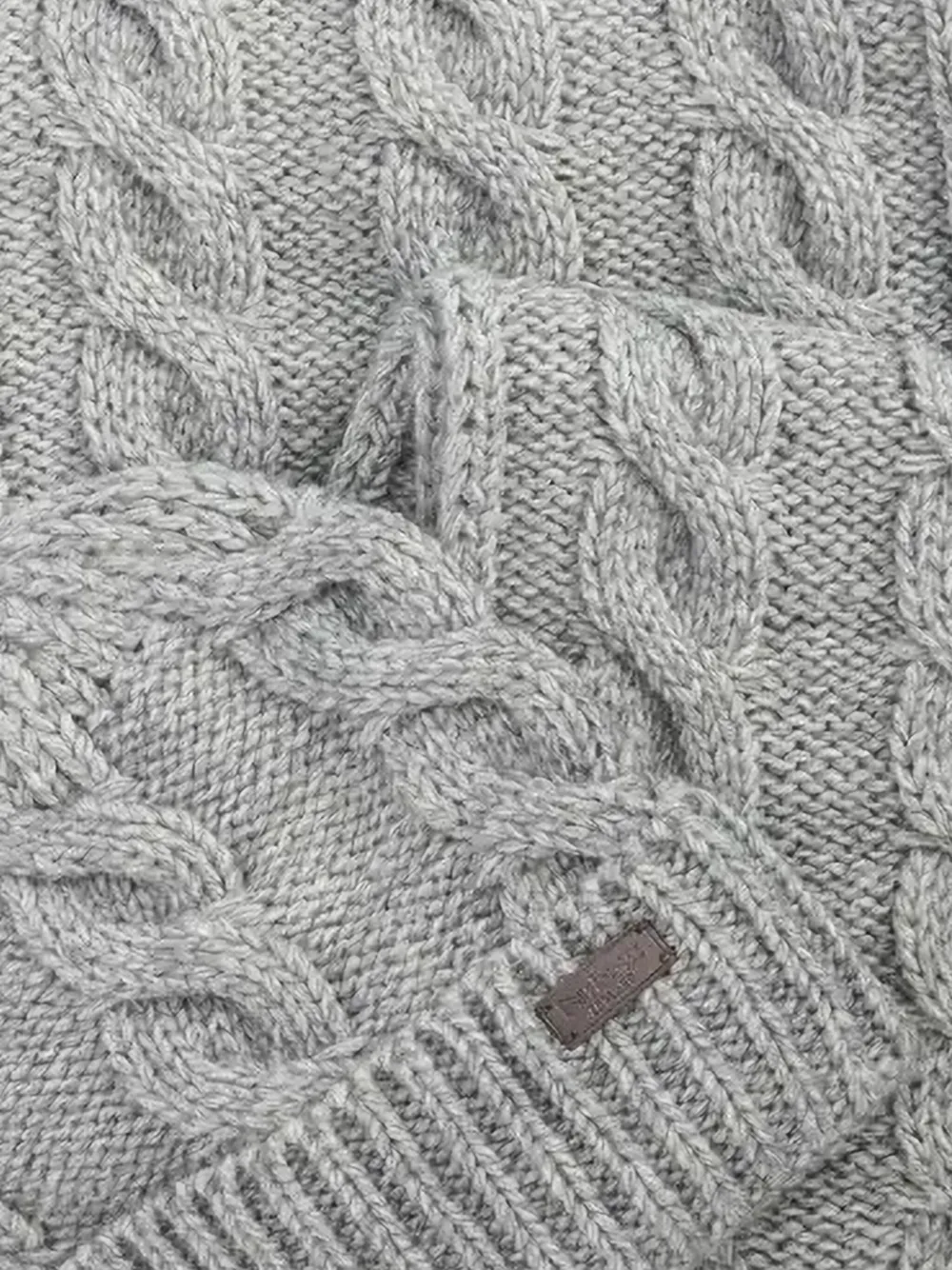 Barbour cable-knit scarve set (set of two) | Hats | Image 2