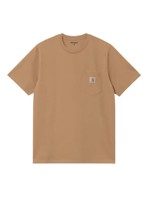Carhartt WIP playera con logo en el bolsillo