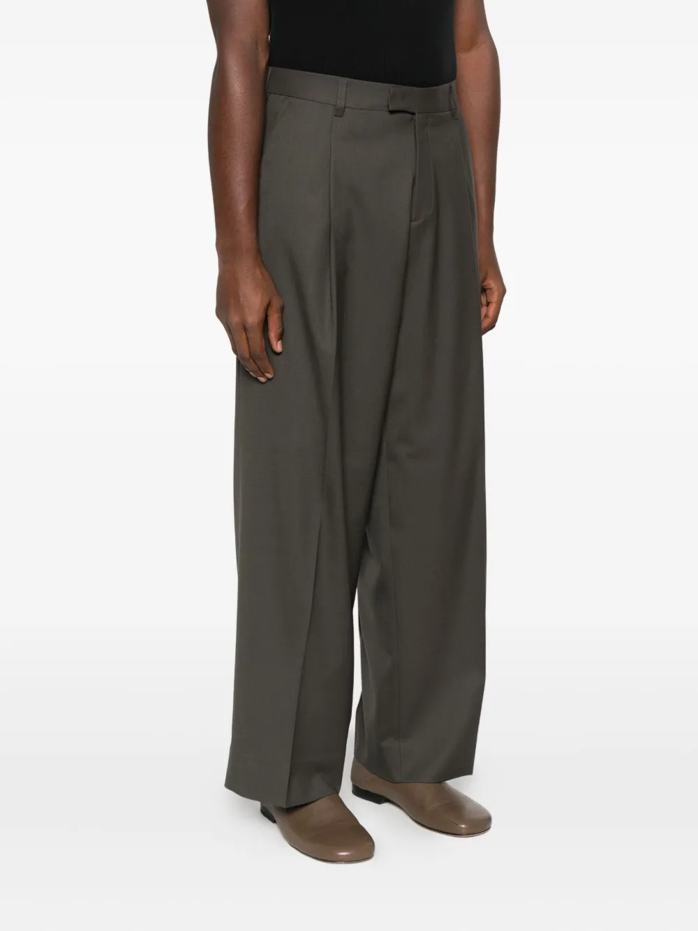 Be Able Pleated Straight-leg Trousers In Gray