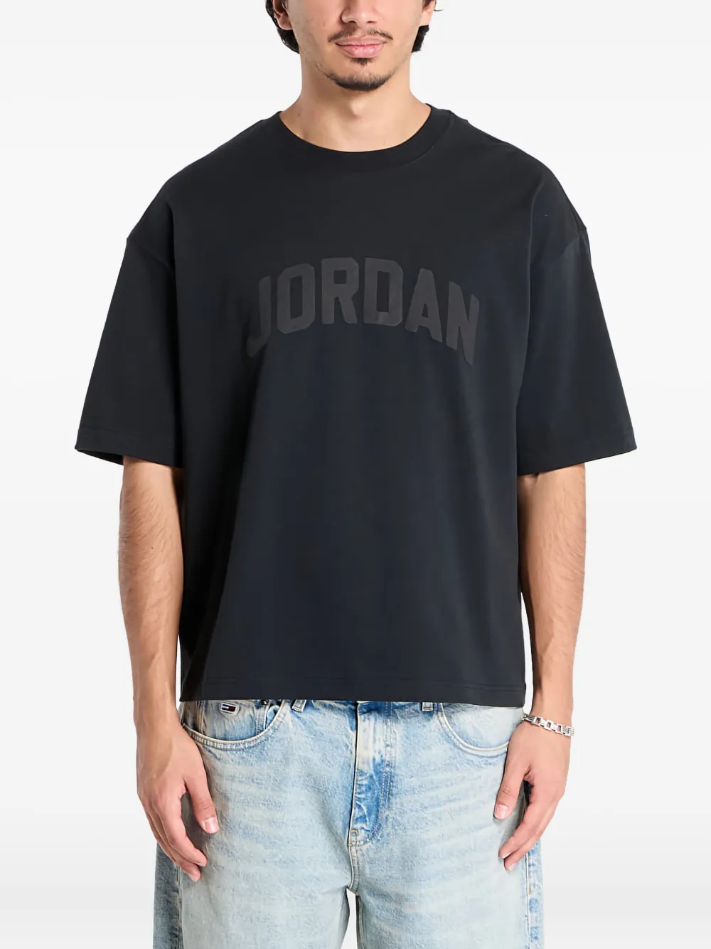 Jordan Flight Essentials logo-print T-shirt | Black | Image 1
