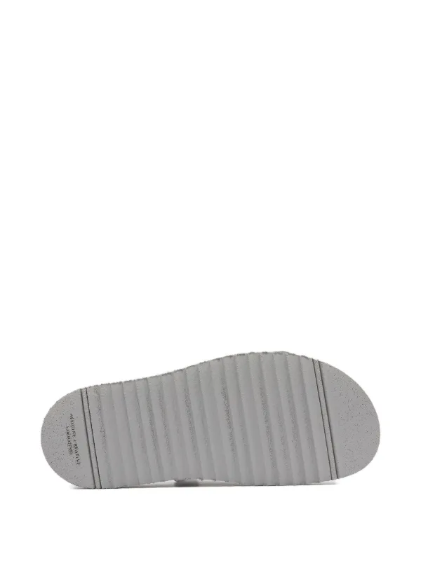 Core 001 low-top sneakers