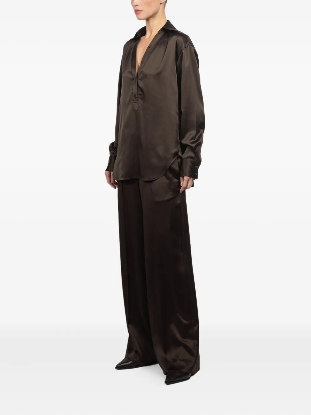 Kulson Emory Buttoned Long-sleeve Top In Brown