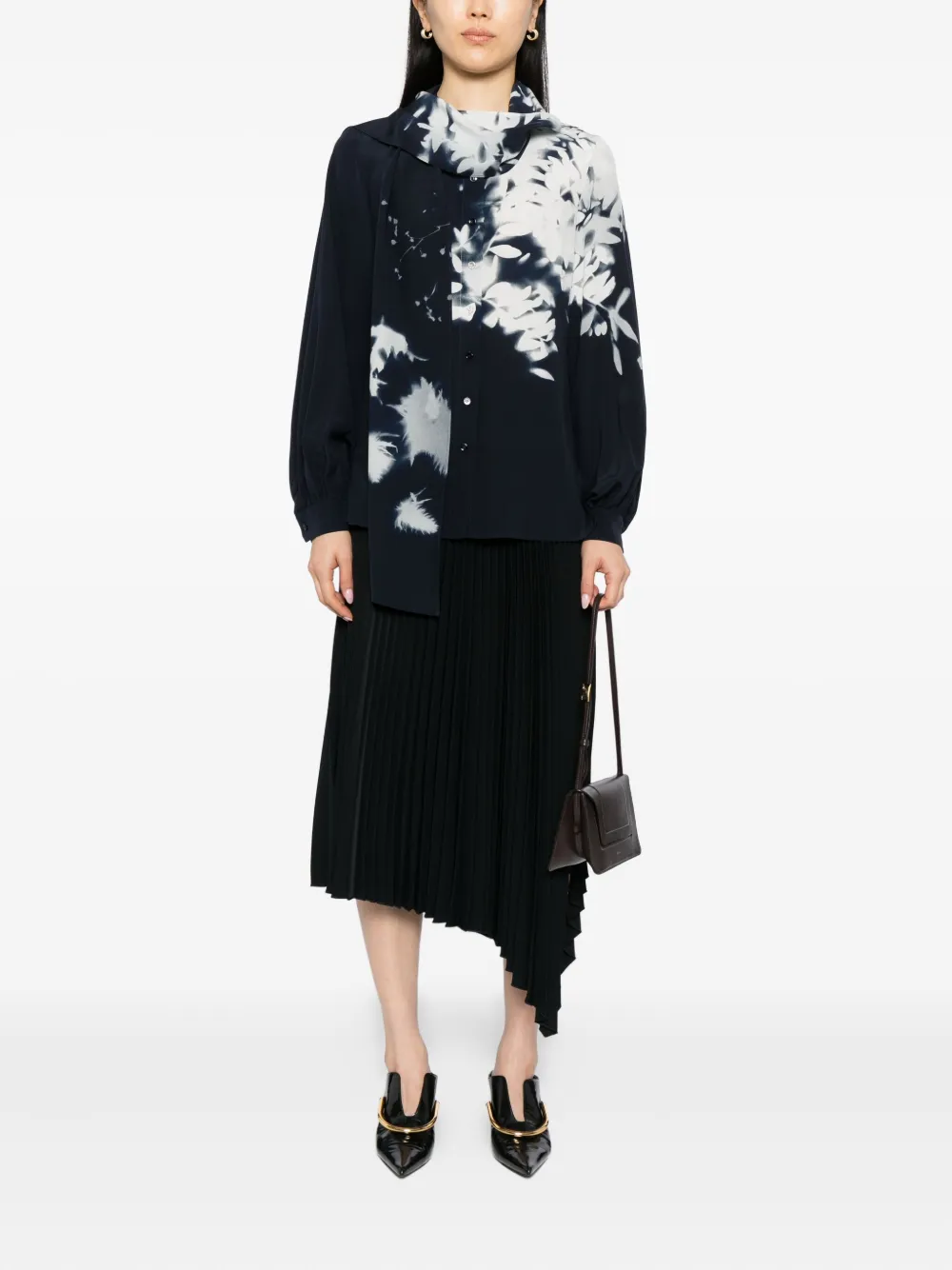 Akris Zijden blouse met bloemenprint - Blauw