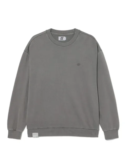 izzue sudadera con logo bordado