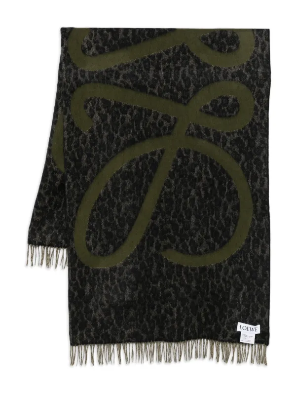 Loewe Logo-detail Fringed Scarf in Green