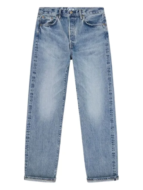 Edwin jeans con parche del logo en la parte trasera