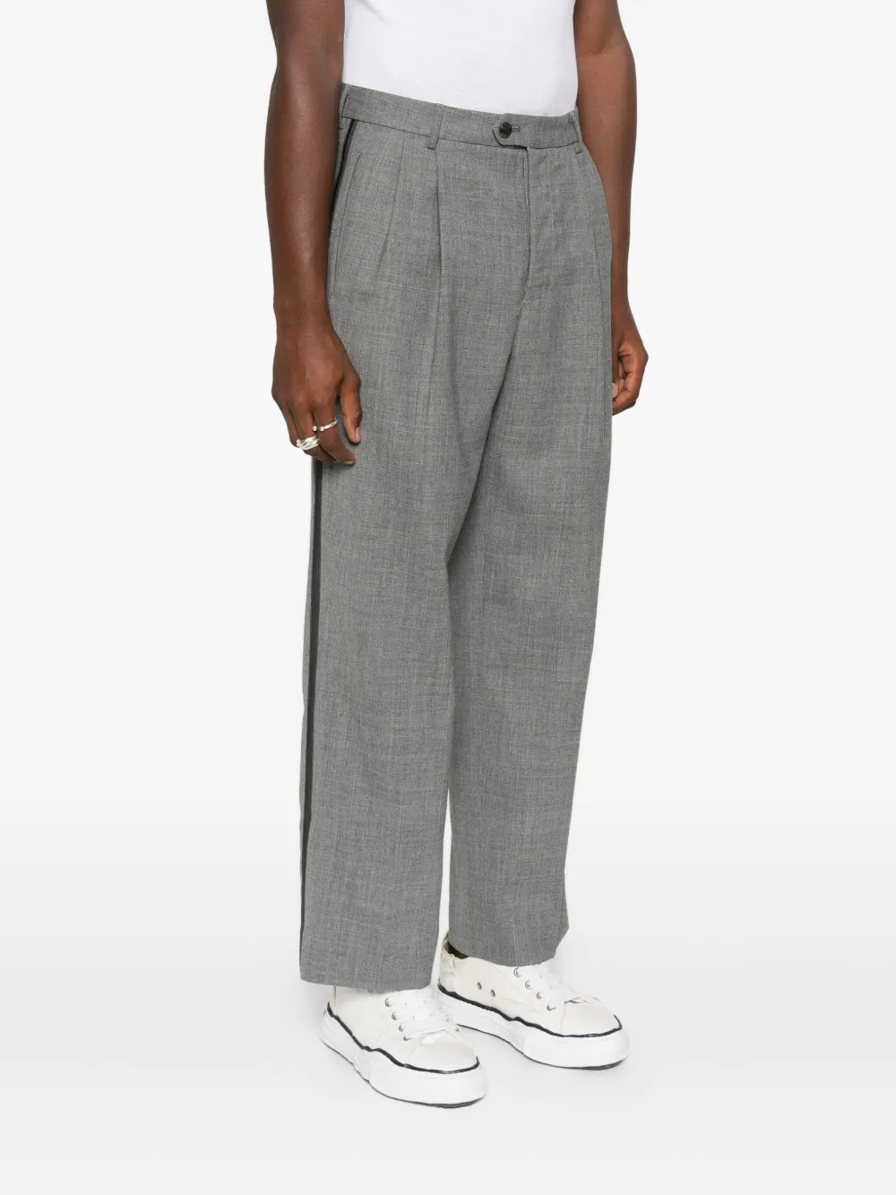 Chimala Pleated Trousers In Gray