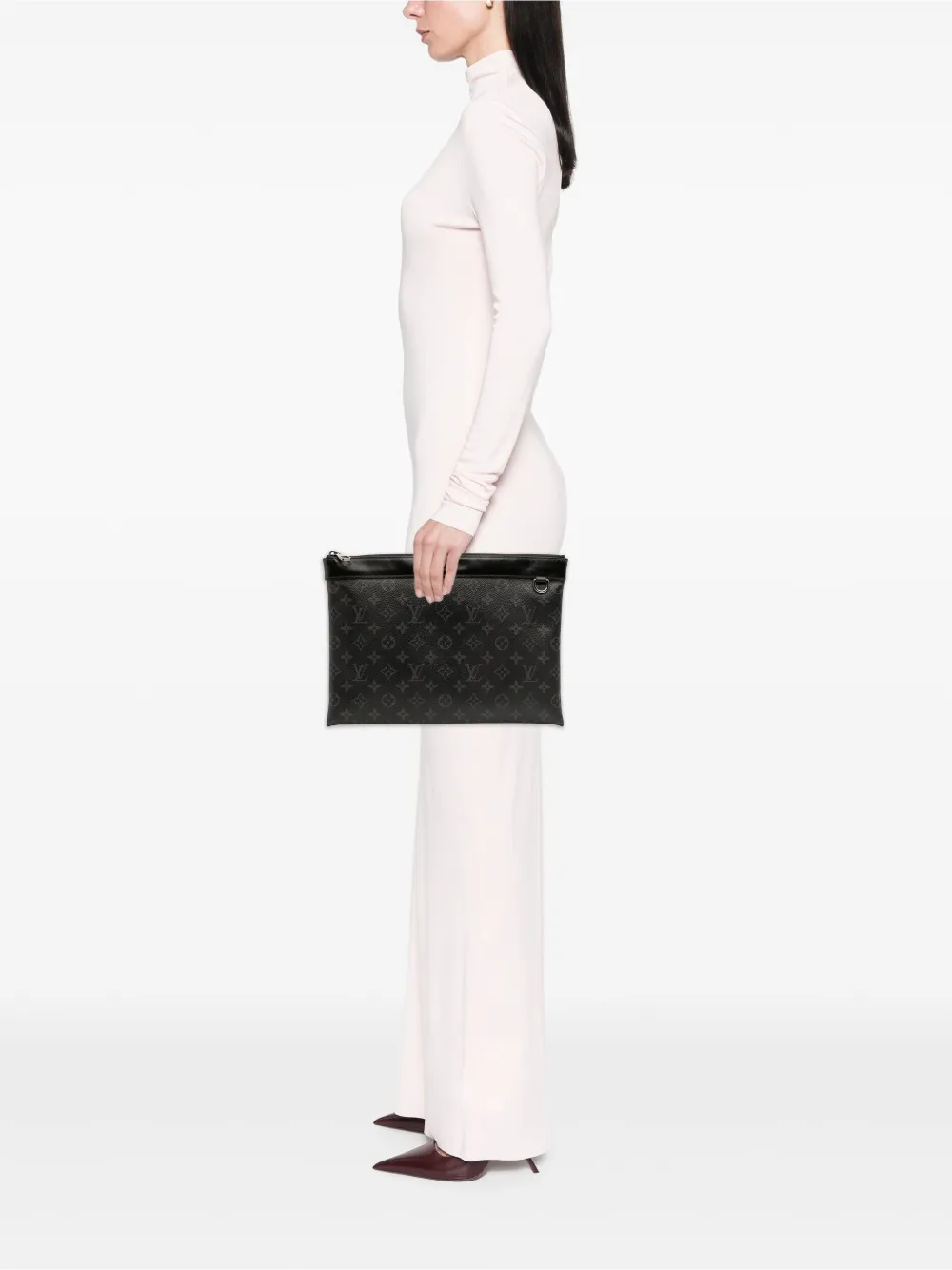 Louis Vuitton Pre-Owned 2017 Monogram Eclipse Discovery Pochette GM clutch bag | Pre-Owned | Image 2