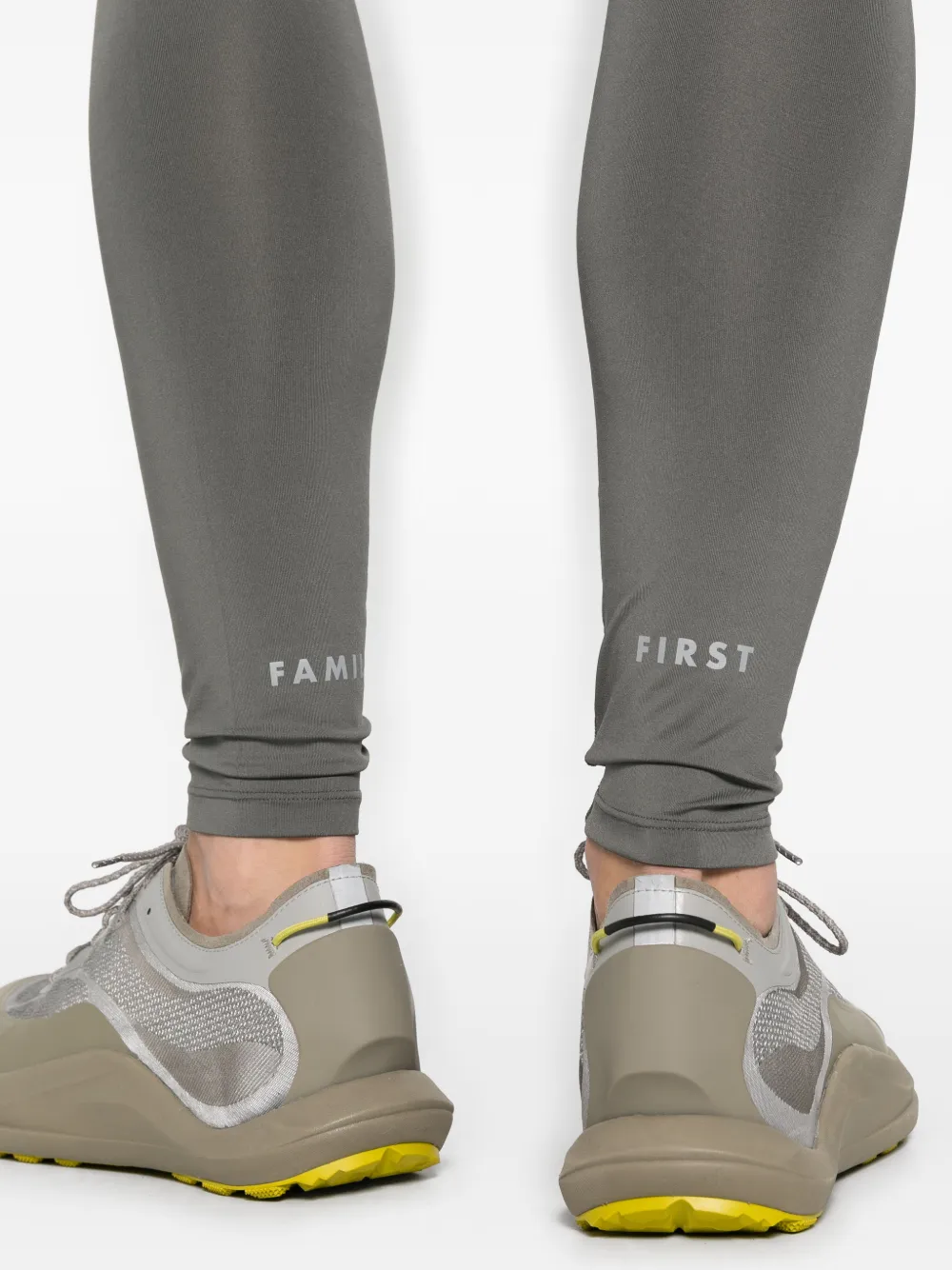 Family First Performance legging met zijzak Grijs