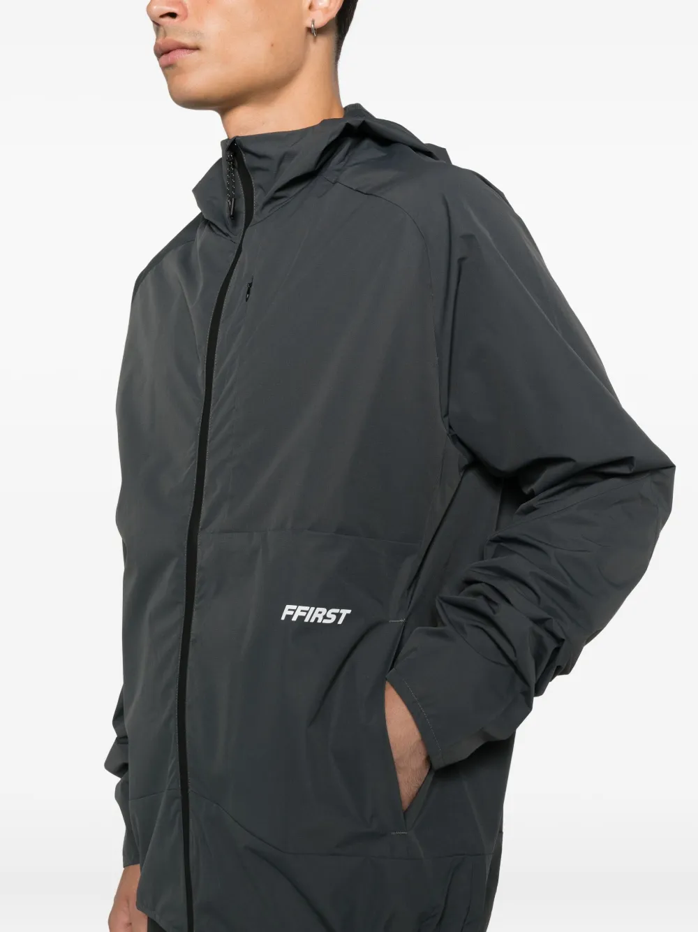 Family First Performance jack met capuchon en rits Grijs