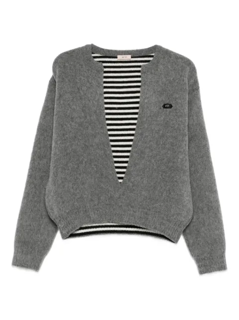 Nº21 plunging V-neck sweater