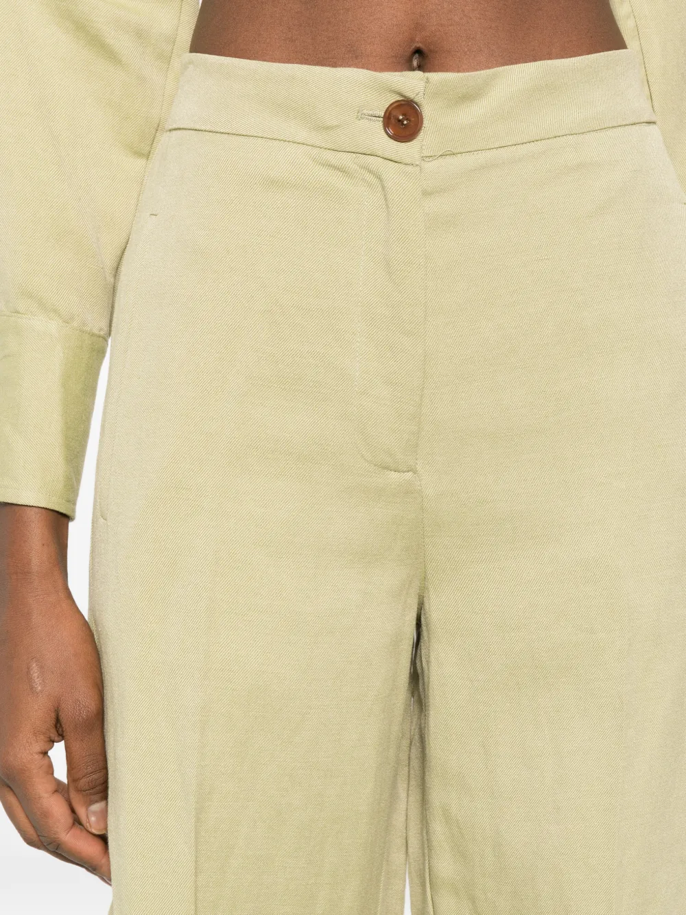 Erika Cavallini Broek met knoopdetail Groen