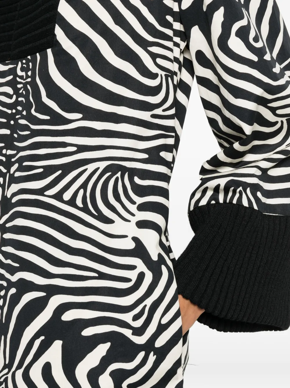 By Malene Birger Moldoa midi-jurk met zebraprint en geribbelde afwerking Wit